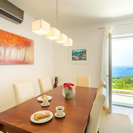 Βίλα Hedera Estate, Hedera Vii *