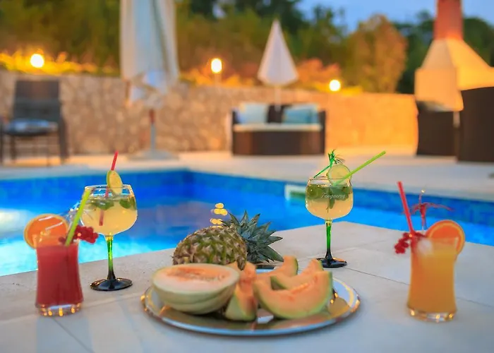 Hedera Estate, Hedera Vii Willa