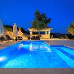 Villa Hedera Vii *
