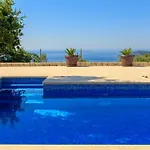 Hedera Vii Villa *