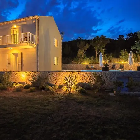 Villa Hedera Vii