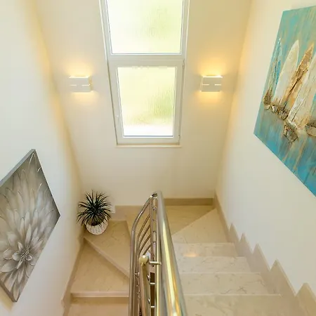 Hedera Estate, Hedera Vii Villa *