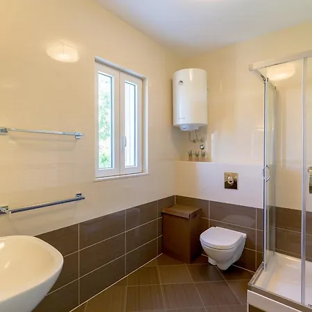 Hedera Estate, Hedera Vii Villa Zaton