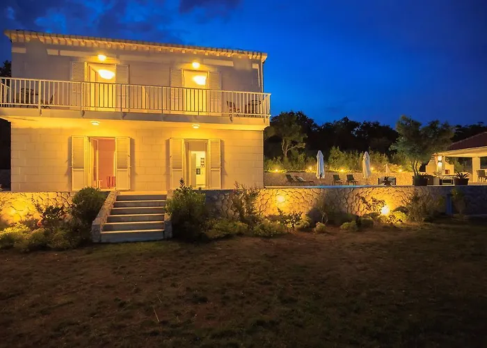 Hedera Estate, Hedera Vii Vila *