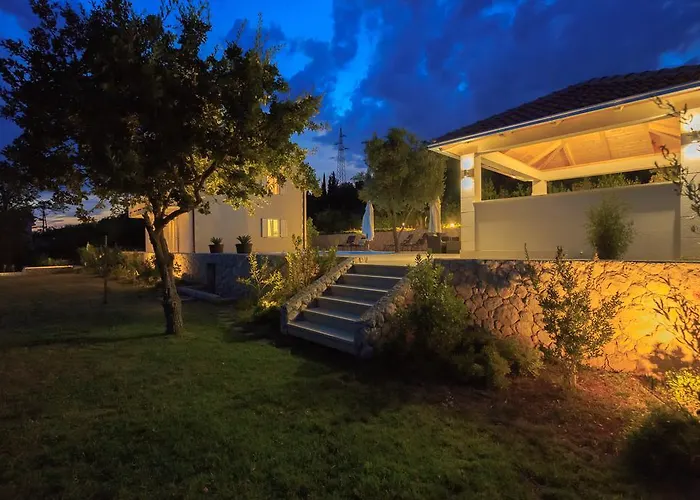 Vila Hedera Estate, Hedera Vii *