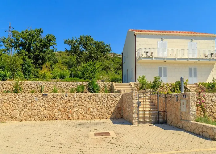 Hedera Estate, Hedera Vii Vila *